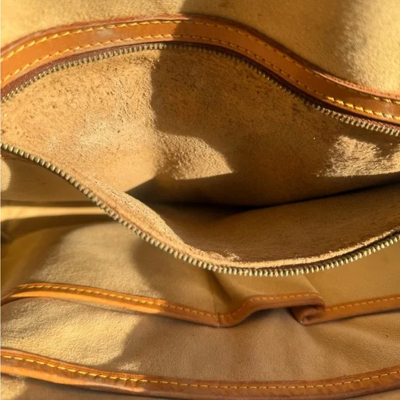 Louis Vuitton Rivoli Monogram Handbag - Picture 11 of 16